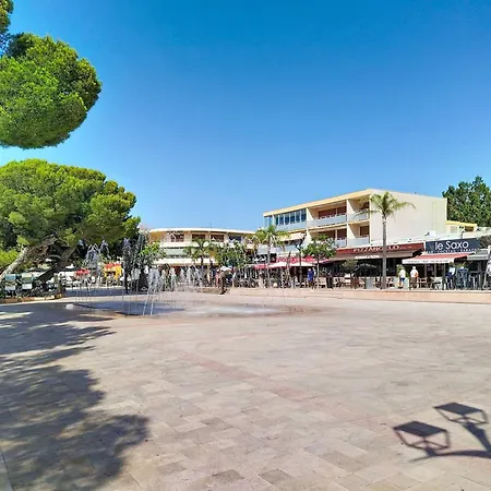 Avec Piscine, Tennis, Parking Et Acces Direct - - Fr-1-610-30